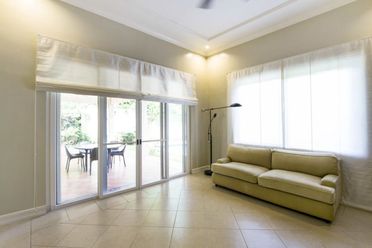 4 Bedroom House for Rent in Cebu Maria Luisa Park.02