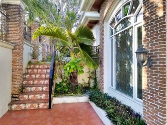 5 Bedroom House for Rent in Maria Luisa Park.02