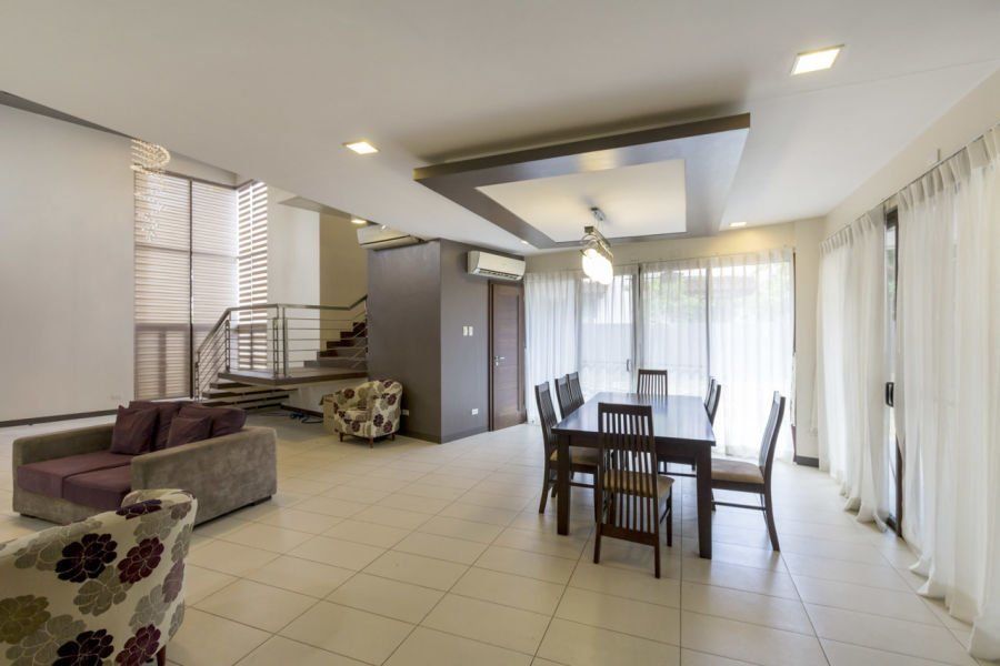 4 Bedroom Spacious House for Rent in Banilad.03
