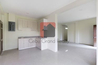 New Unfurnished 3 Bedroom House for Rent in Banilad.02