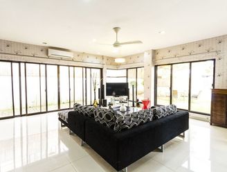Modern 3 Bedroom House for Rent in Banilad.02