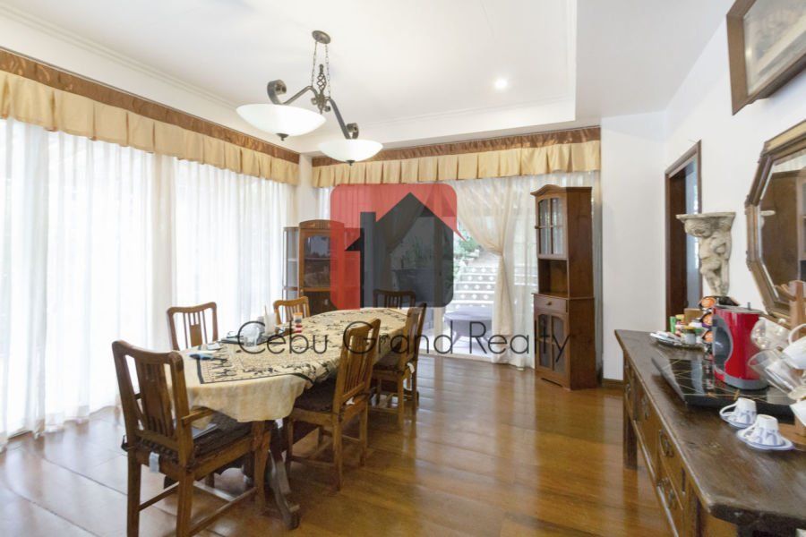 4 Bedroom House for Rent in Maria Luisa Park.04