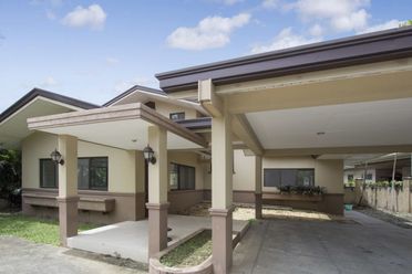 Unfurnished 4 Bedroom House for Rent in Maria Luisa Park.02