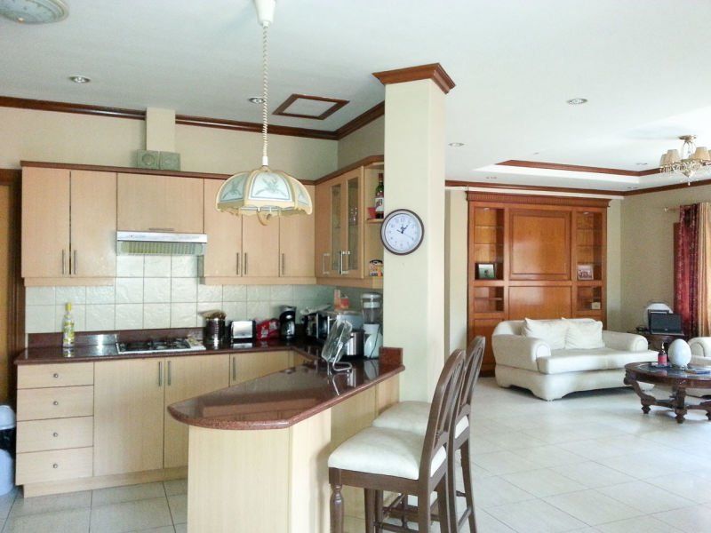 4 Bedroom Furnished House for Rent in Cebu Banilad.04