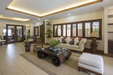 5 Bedroom Spacious House for Rent in North Town Homes.02
