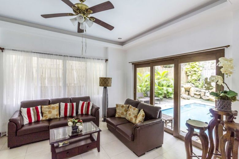 4 Bedroom House for Rent in Maria Luisa Park.01