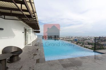 Spacious 1 Bedroom Condo in Calyx Residences for Rent.02
