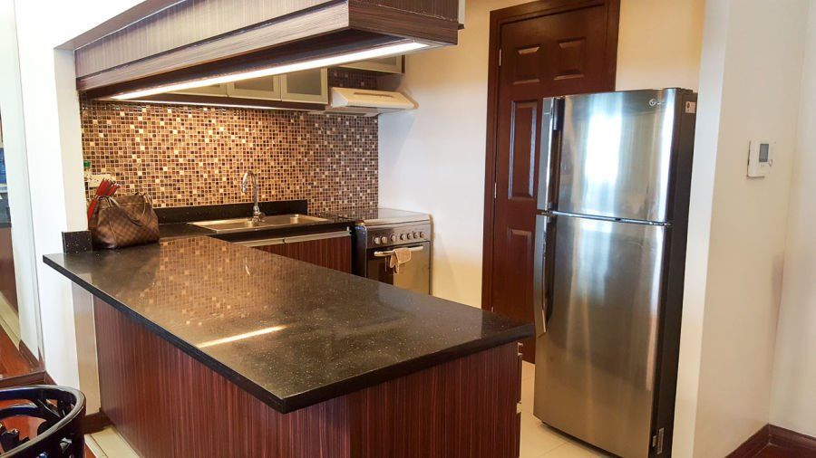 2 Bedroom Condo for Rent in Cebu Business Park.03