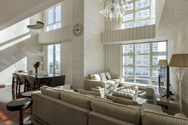 Elegant 3 Bedroom Penthouse for Rent in Cebu Business Park.01