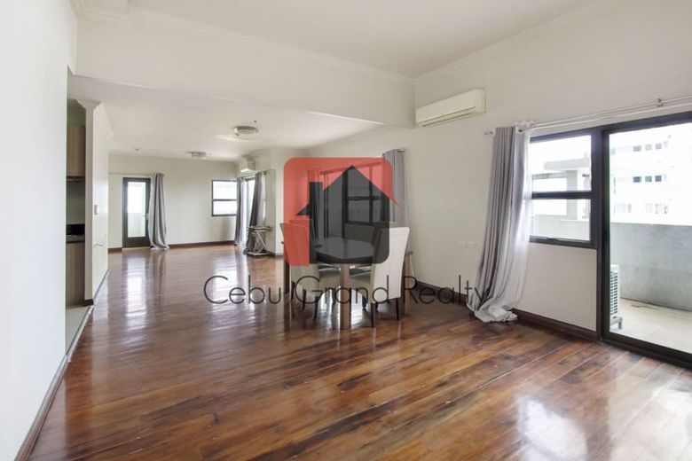 Large 4 Bedroom Penthouse for Rent in Cebu Business Park.01