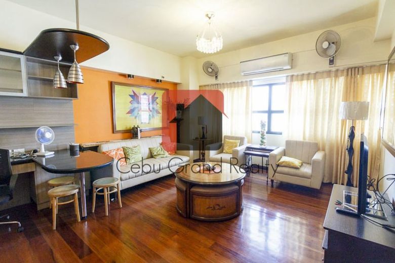 3 Bedroom Condo for Rent in Avalon Condominium.01