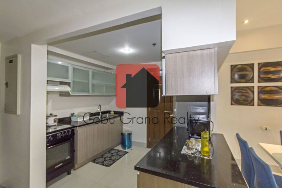 3 Bedroom Condo for Rent in Cebu Business Park.03