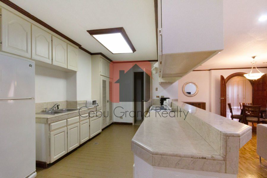 Large 2 Bedroom Condo for Rent in Banilad.03