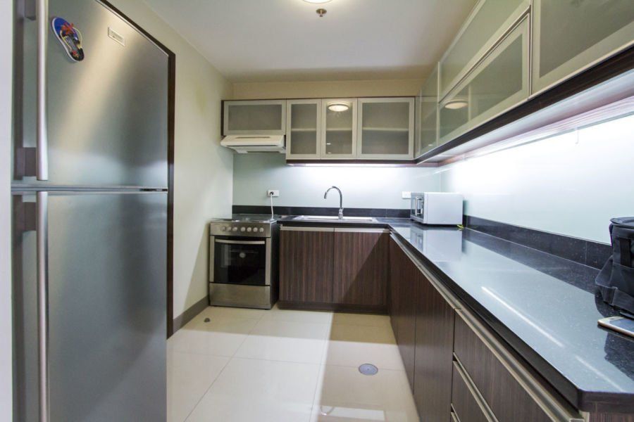 Furnished 2 Bedroom Condo for Rent in Avalon Condominium.03