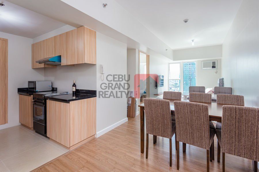Brand New Furnished 1 Bedroom Condo for Rent in Solinea Towers.04