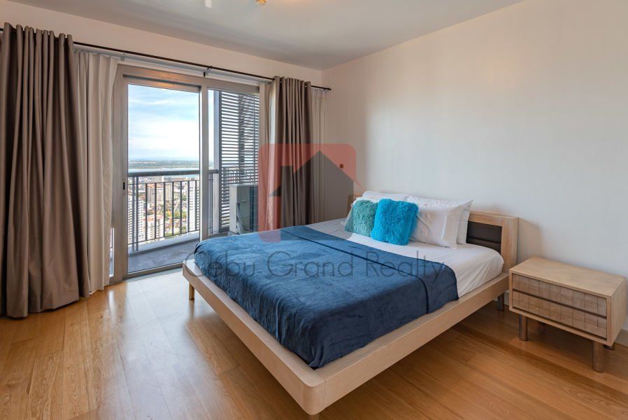2 Bedroom Condo for Rent in Park Point Residences.03