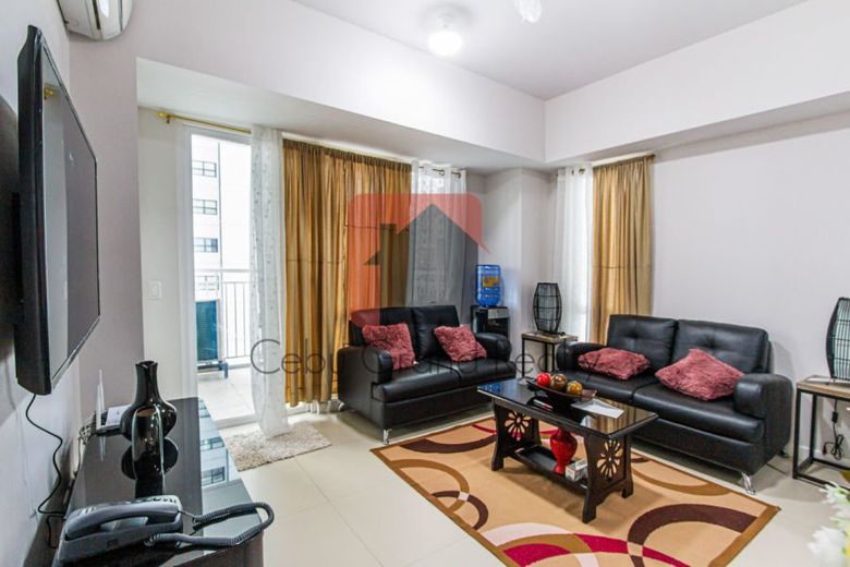 2 Bedroom Condo for Rent in Solinea Towers.01