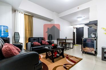 2 Bedroom Condo for Rent in Solinea Towers.02