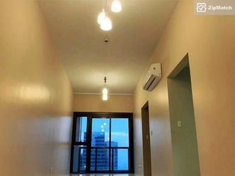 2 Bedroom Condominium Unit For Rent in Uptown Ritz Residence02
