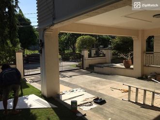 5 Bedroom House and Lot For Rent in Ayala Alabang Village02