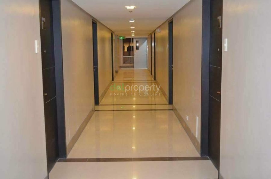very affordable w/ flexible payment terms &amp; free aircon tv nr U-Be04