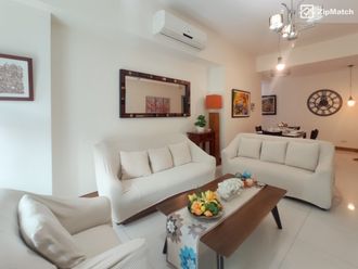 2 Bedroom Condominium Unit For Rent in 8 Forbestown Road02