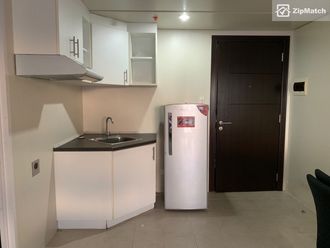 1 Bedroom Condominium Unit For Rent in Avida Towers BGC 9th Avenue02