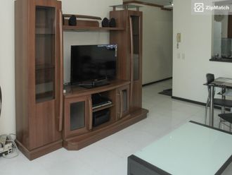 2 Bedroom Condominium Unit For Rent in Two Serendra02