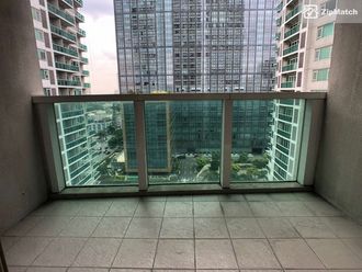 2 Bedroom Condominium Unit For Rent in Park Terraces02