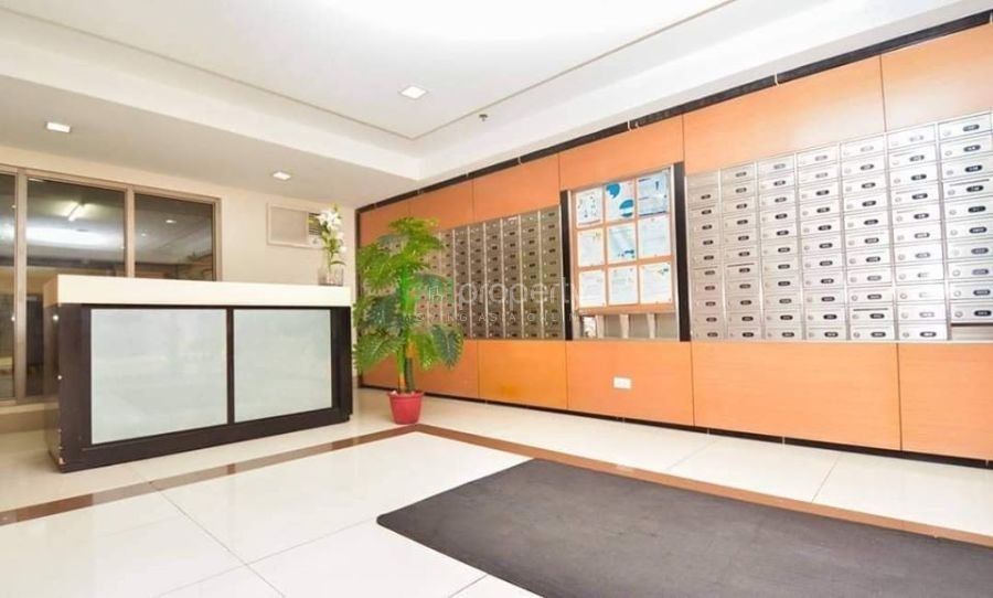 RENT TO OWN RFO condo 3 bedroom 60 sqm 200k down payment only upto 12.04