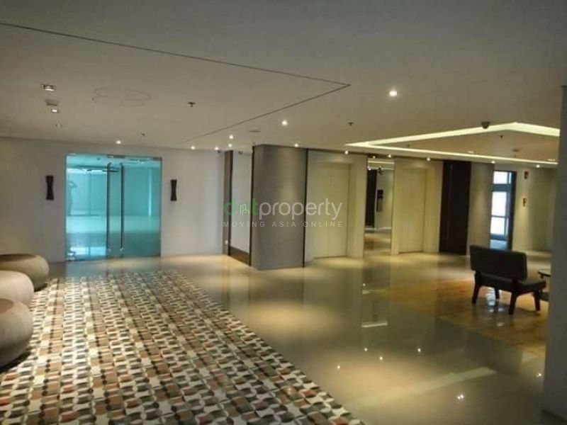 San Lorenzo place condo in makati nr Pasay Moa Beacon Airpor.03