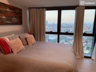 1 Bedroom Condominium Unit For Rent in Salcedo Skysuites02