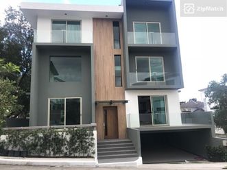 5 Bedroom House and Lot For Rent in Mckinley Hill02