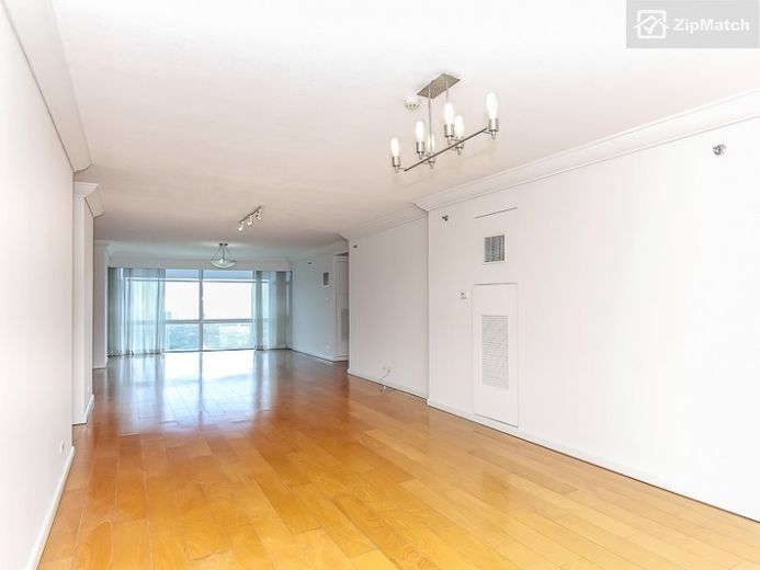 3 Bedroom Condominium Unit For Rent in Pacific Plaza Towers01