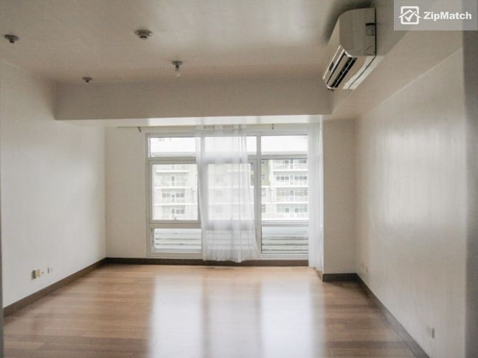 1 Bedroom Condominium Unit For Rent in One Serendra01