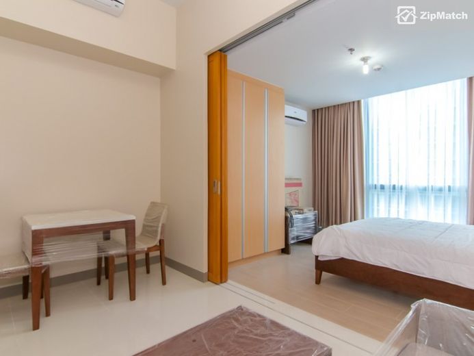 1 Bedroom Condominium Unit For Rent in One Uptown Residence01