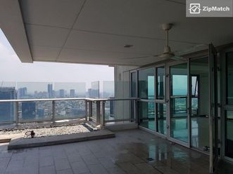 3 Bedroom Condominium Unit For Rent in One Serendra02