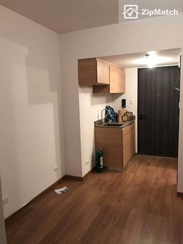 1 Bedroom Condominium Unit For Rent in The Rise Makati01