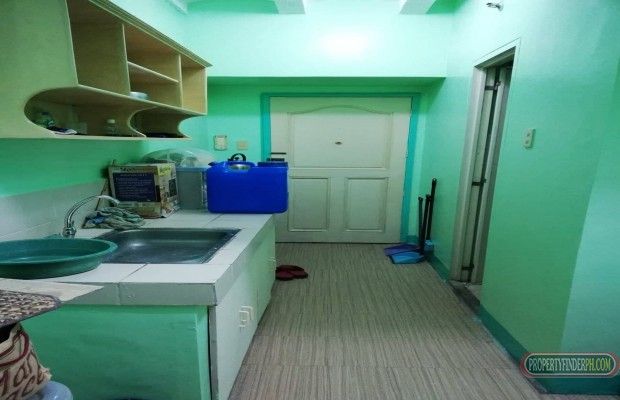 "Studio type semi-furnished for rent. Close to transport, school, hospi"03