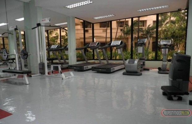 Forbeswood heights (BGC) condo unit for rent04