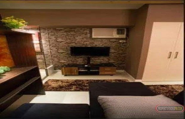 For Rent: Studio Unit Fully-Furnished in Two Serendra Red Oak Tower04
