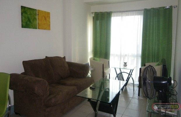 Fully Furnished 1-bed condo at Forbeswood Parklane for rent01