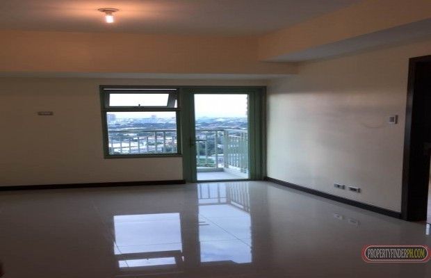 "Magnolia Residences 1BR, 1BA with Balcony"04