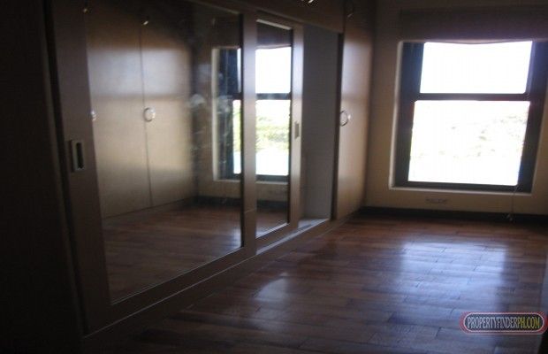 Mahogany Plaxce 3 Unit For Lease and For Sale03