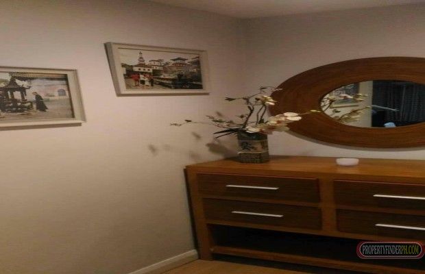Condo Sharing Lady Bedspacer at Forbeswood Heights Condo (Bonifacio Gl04
