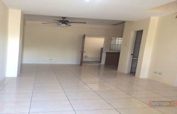 3 storey House for Rent in Mabolo04