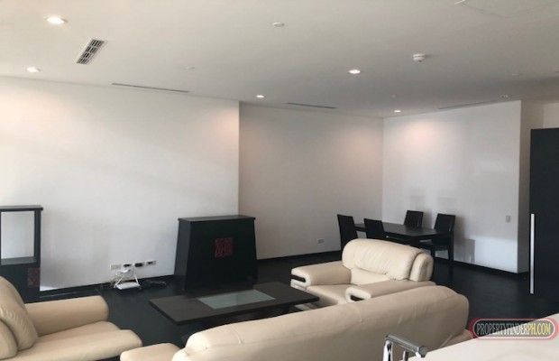 "Fully furnished one bedroom condo at Trump Tower Century City, Makati"04