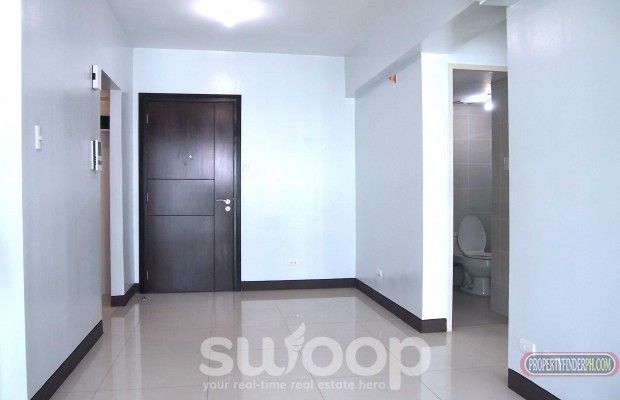 "Unfurnished 2 Bedroom Unit for Rent in Parkside Villas, Pasay City"04