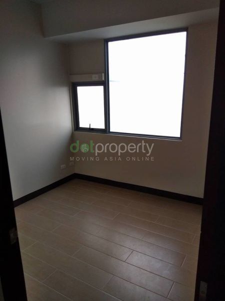 Condo for sale in Mandaluyong 2 bedroom 30k monthly 300k DP to move in04