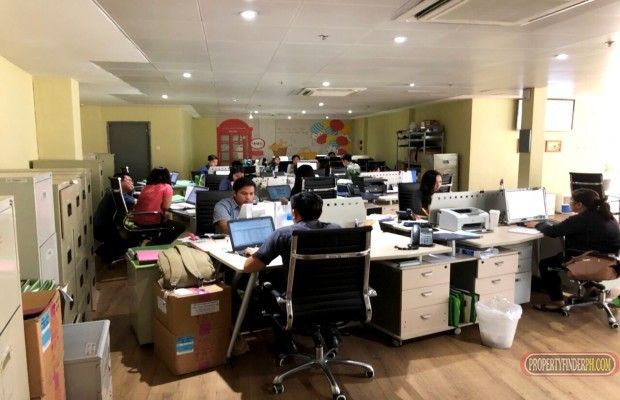 Commercial Building For Rent at Makati City04
